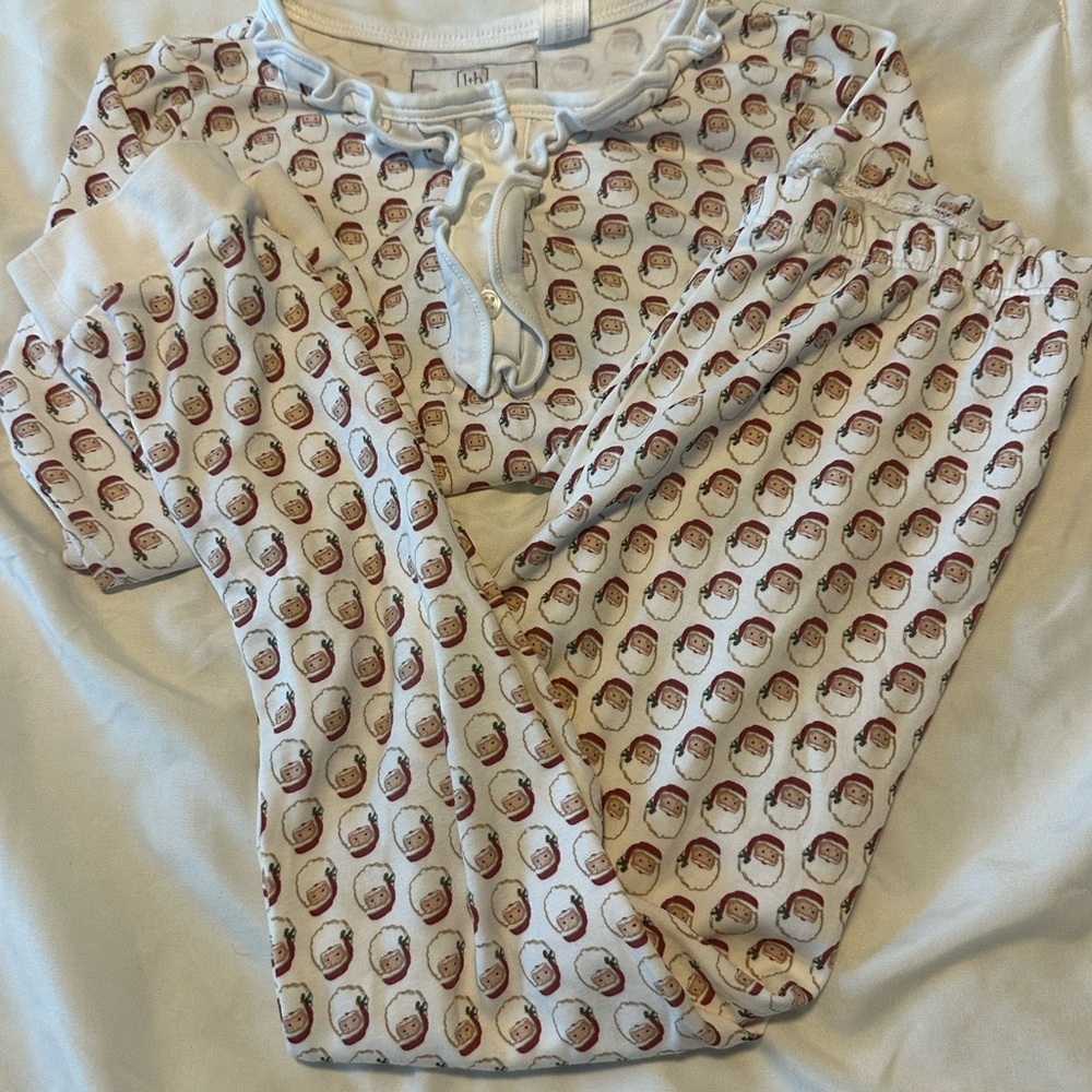 Lila and Hayes Boutique Girls Pajama Set Sz. 7 Christmas Santa Pima Cotton